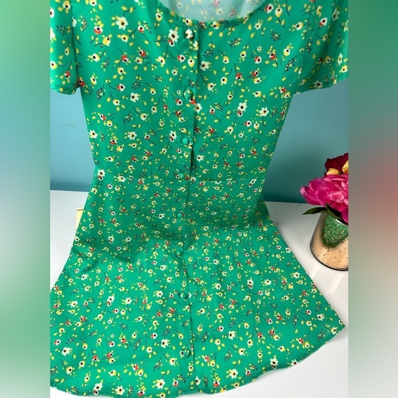 Nordstrom Ava & Yelly floral green spring flowing button up dress, size 10Y - Picture 3 of 10